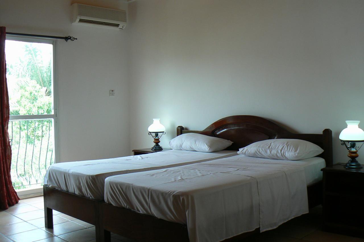 Riyan Apartment 콜롤리 외부 사진